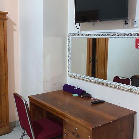 Wisma Reza Palopo Motel Екстериор снимка
